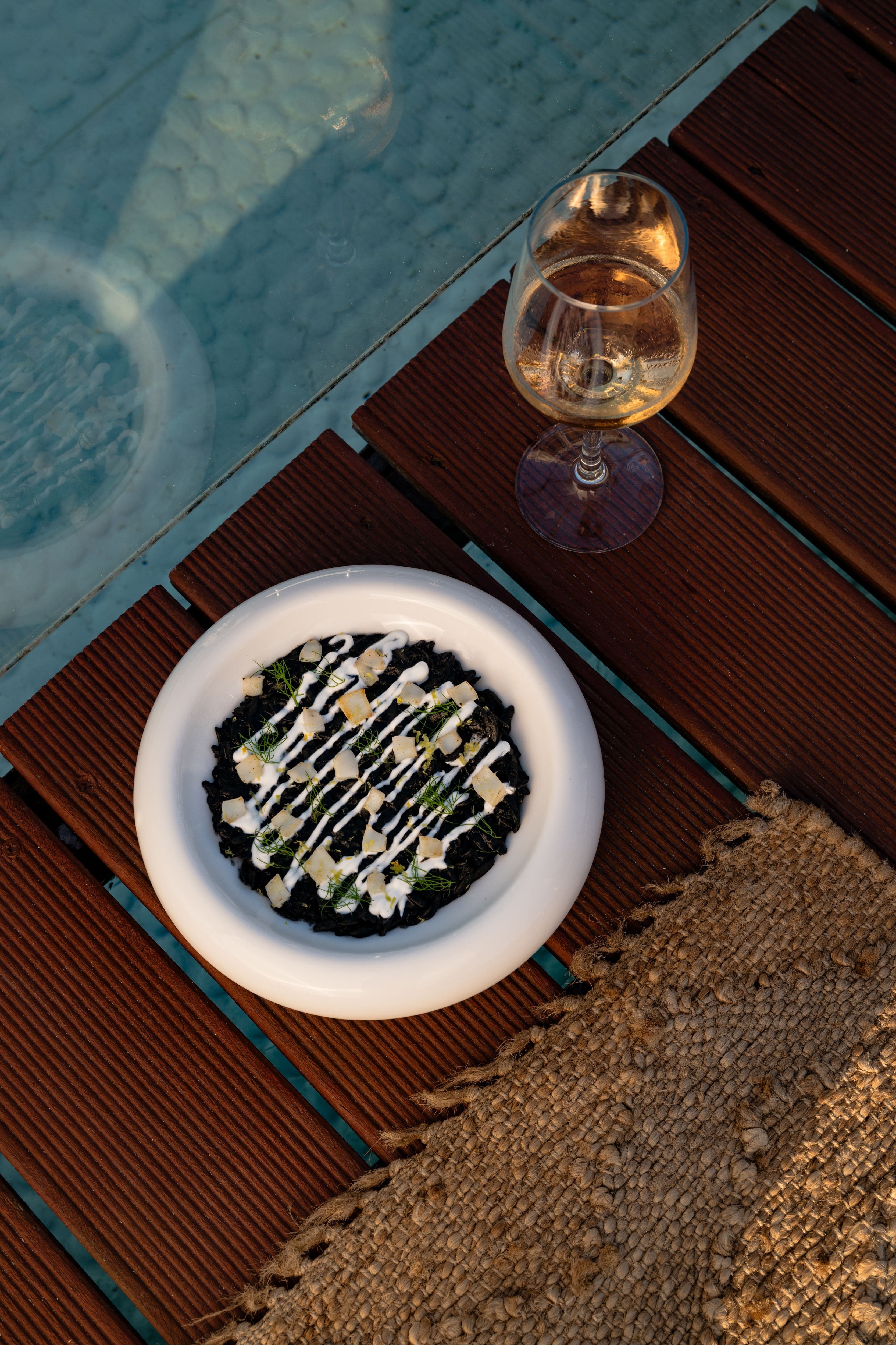 Wine & Dine